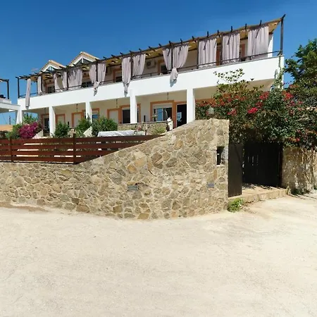 Nyaraló Despoina's Maisonette At Rafaella *