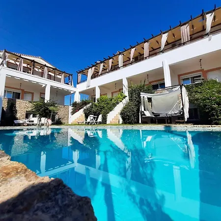 Despoina's Maisonette At Rafaella