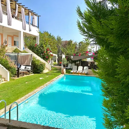 Nyaraló Despoina's Maisonette At Rafaella *