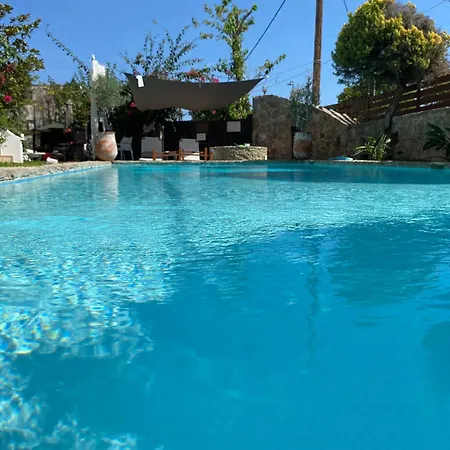 Nyaraló Despoina's Maisonette At Rafaella Kokóni