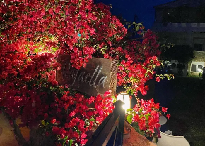 Despoina's Maisonette At Rafaella Casa de Férias *