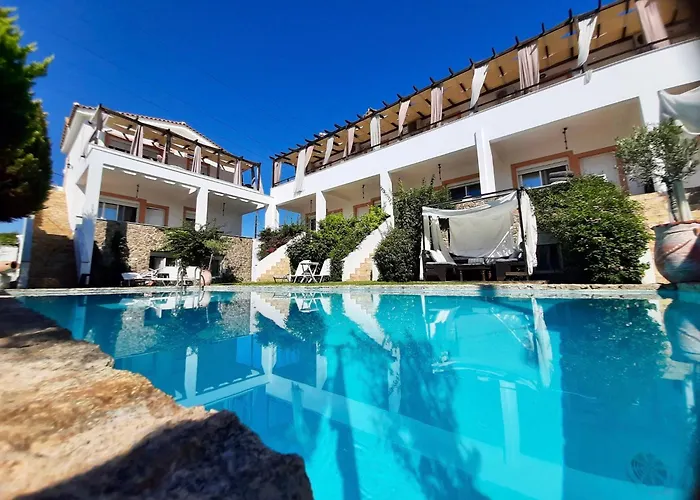 Despoina's Maisonette At Rafaella