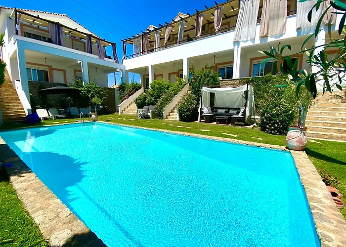 Despoina's Maisonette At Rafaella Casa de Férias