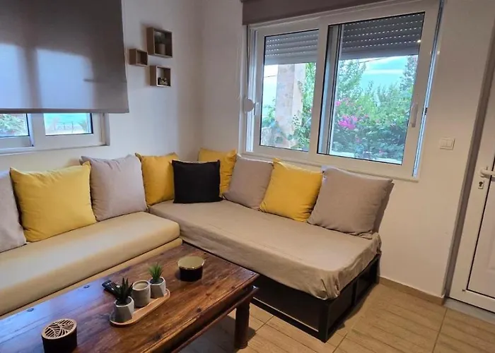 Despoina's Maisonette At Rafaella